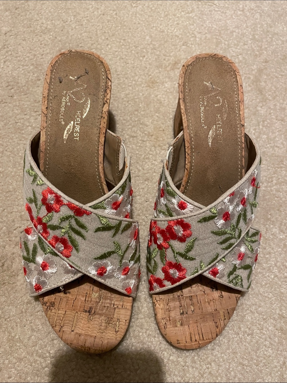 AEROSOLES Beige Floral Embroidered Cork Slide Mules